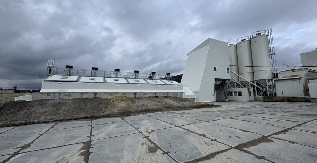 Nová betonárna v celozinkovaném provedení v provozu!