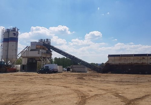 Stavba betonárny